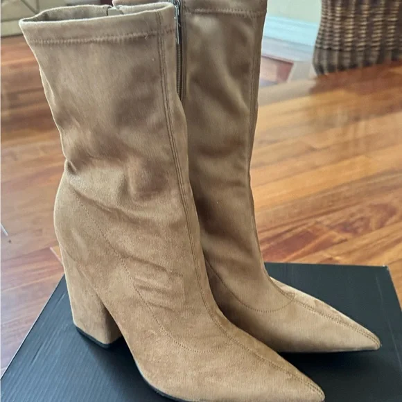 Marc Fisher LTD Suede Larry Pointed Toe Boots - Picture 6 of 8